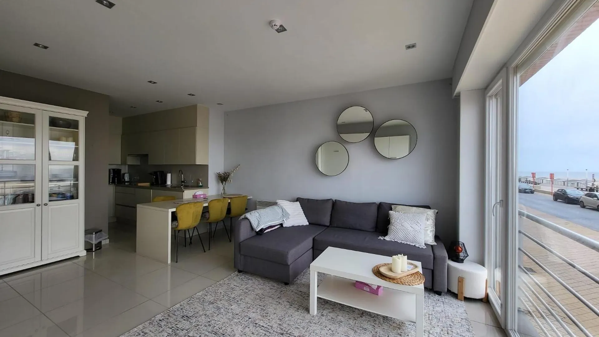 'Aurore' - Romantic Studio With Seaview T11 Ostend