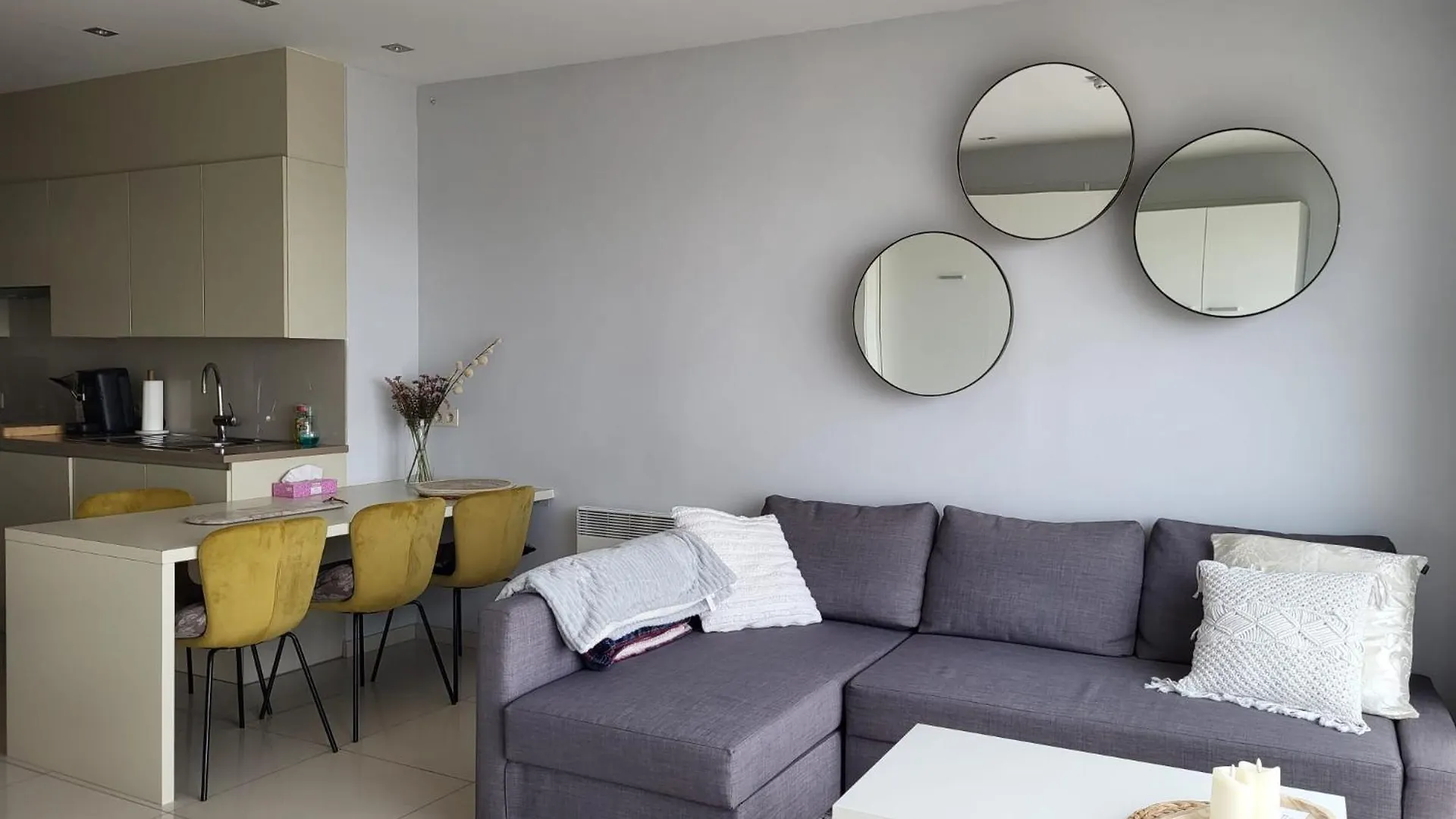 'Aurore' - Romantic Studio With Seaview Ostend Belgium